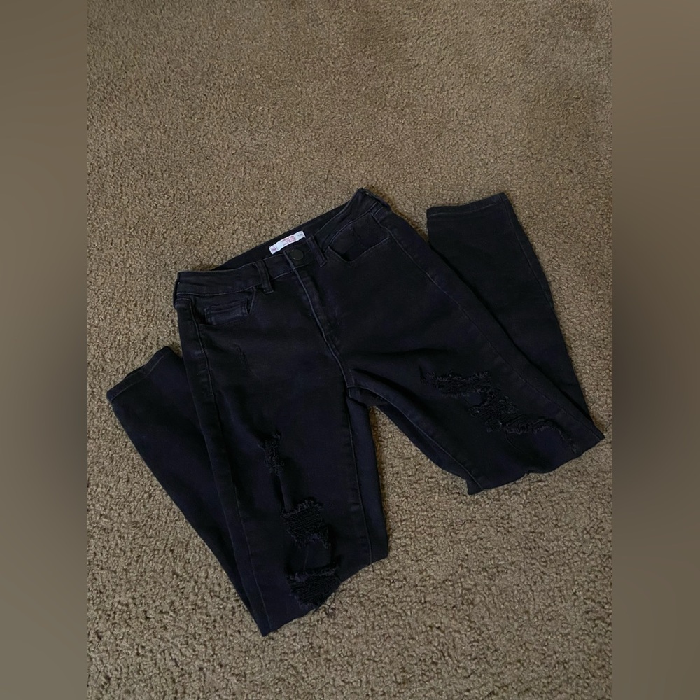 So Black ripped vintage high rise ankle skinny pants Size 7